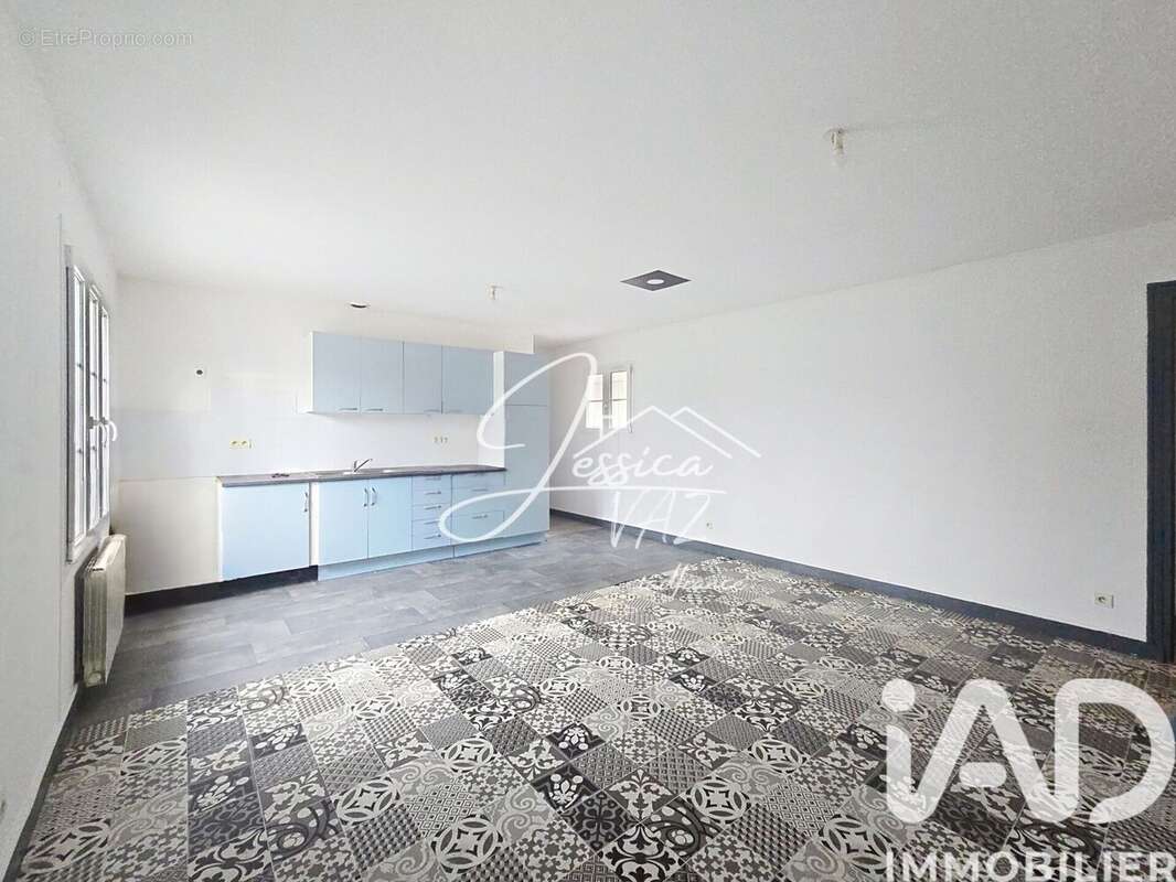 Photo 8 - Appartement à CREPY-EN-VALOIS