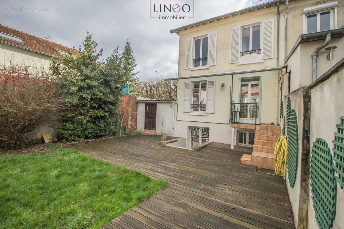 Maison à CHOISY-LE-ROI