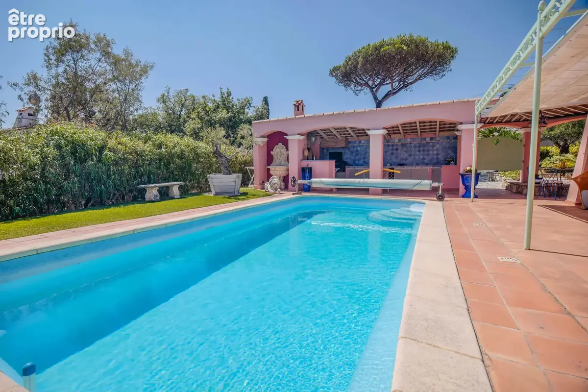 Les Issambres- Villa de charme à 900 m de la mer - photo 3