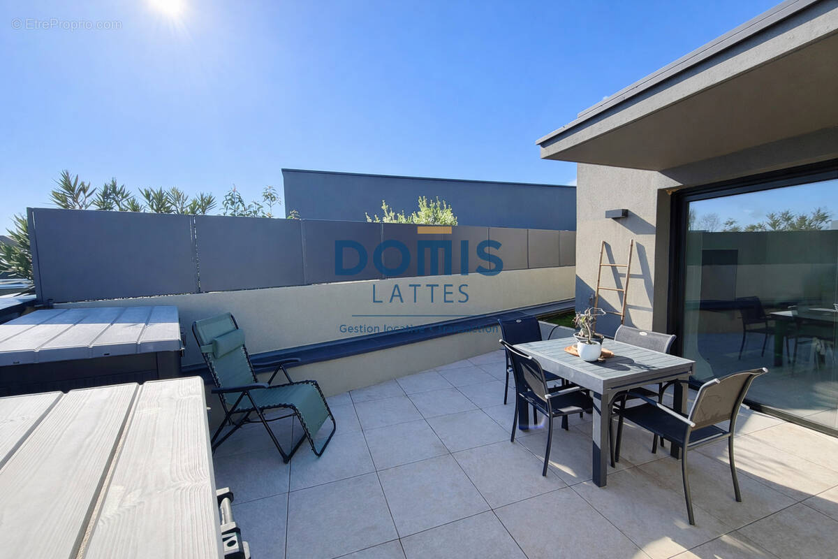 Appartement à CASTELNAU-LE-LEZ