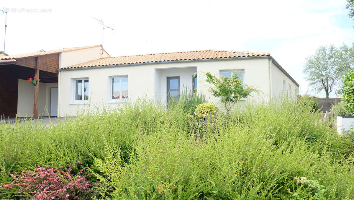 Maison à VENANSAULT