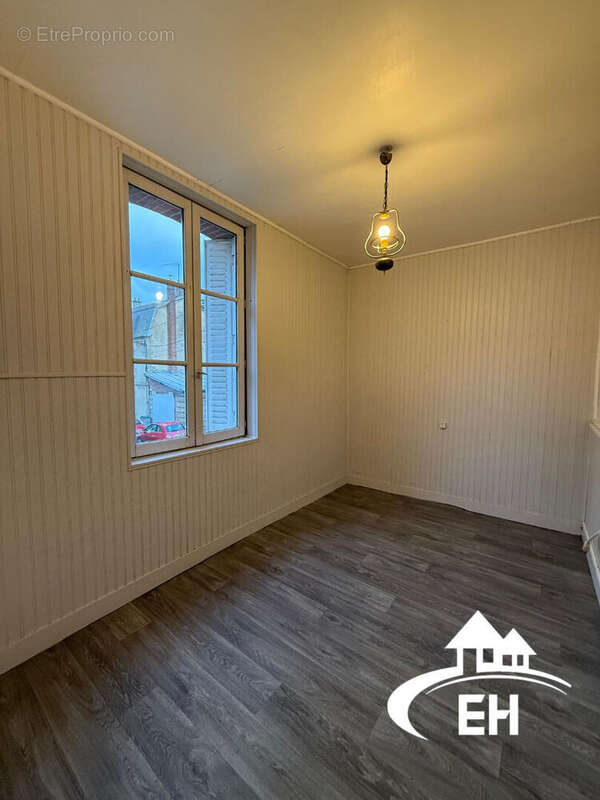 Maison à L&#039;AIGLE