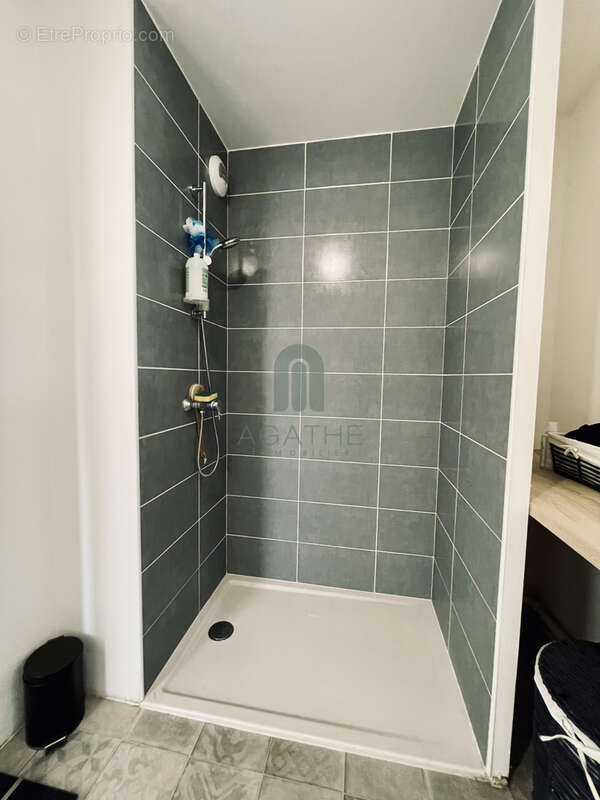 Appartement à L'ISLE-D'ABEAU