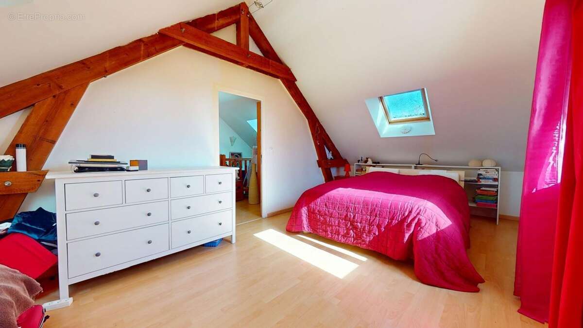 Maison à JALOGNES