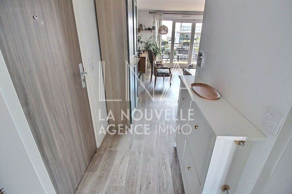 Romainville – Beau 3 pièces de 64 m² – Étage élevé – Balcon – DPE B/C - photo 7