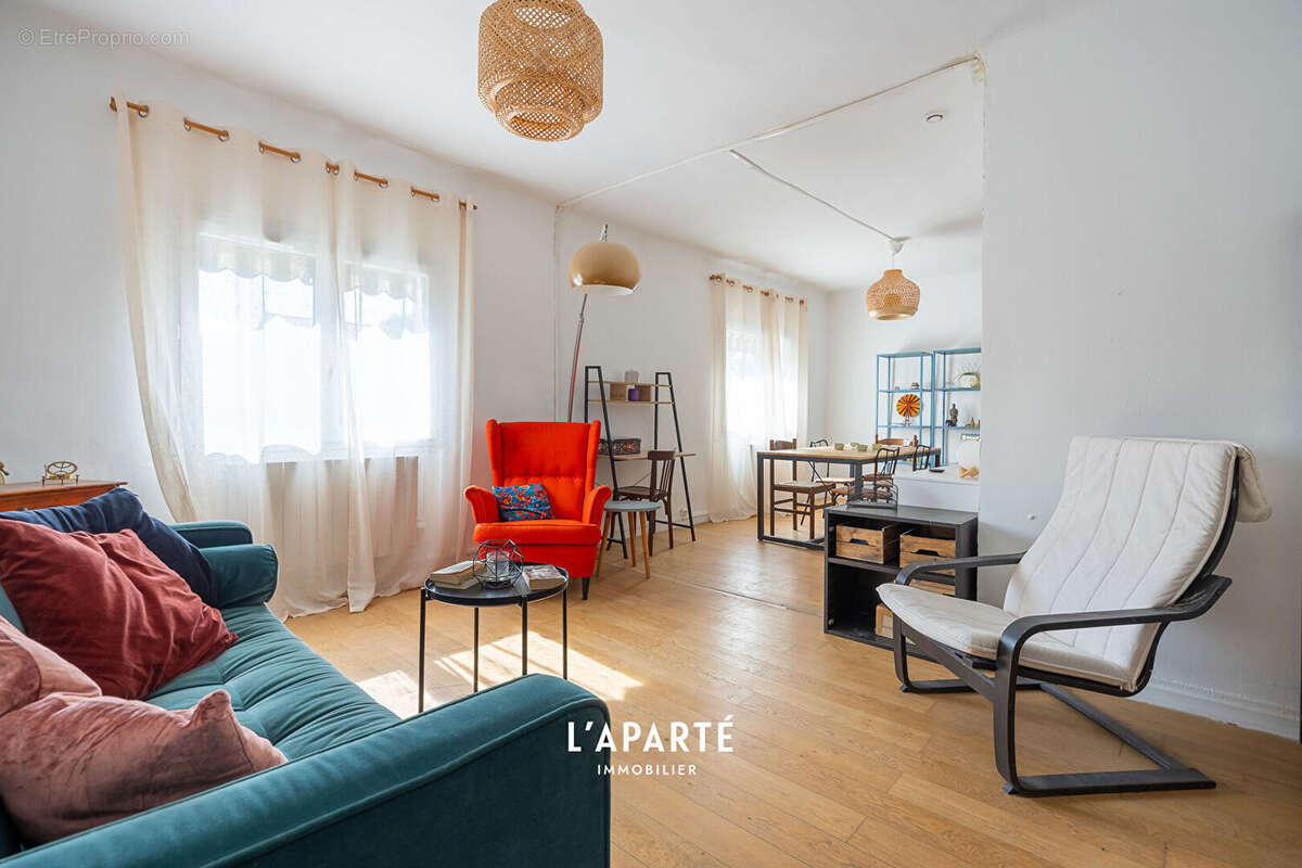 Appartement à MARSEILLE-16E