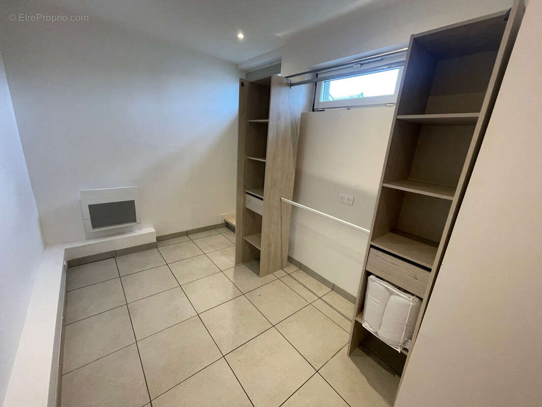 Maison à LA BATIE-DIVISIN