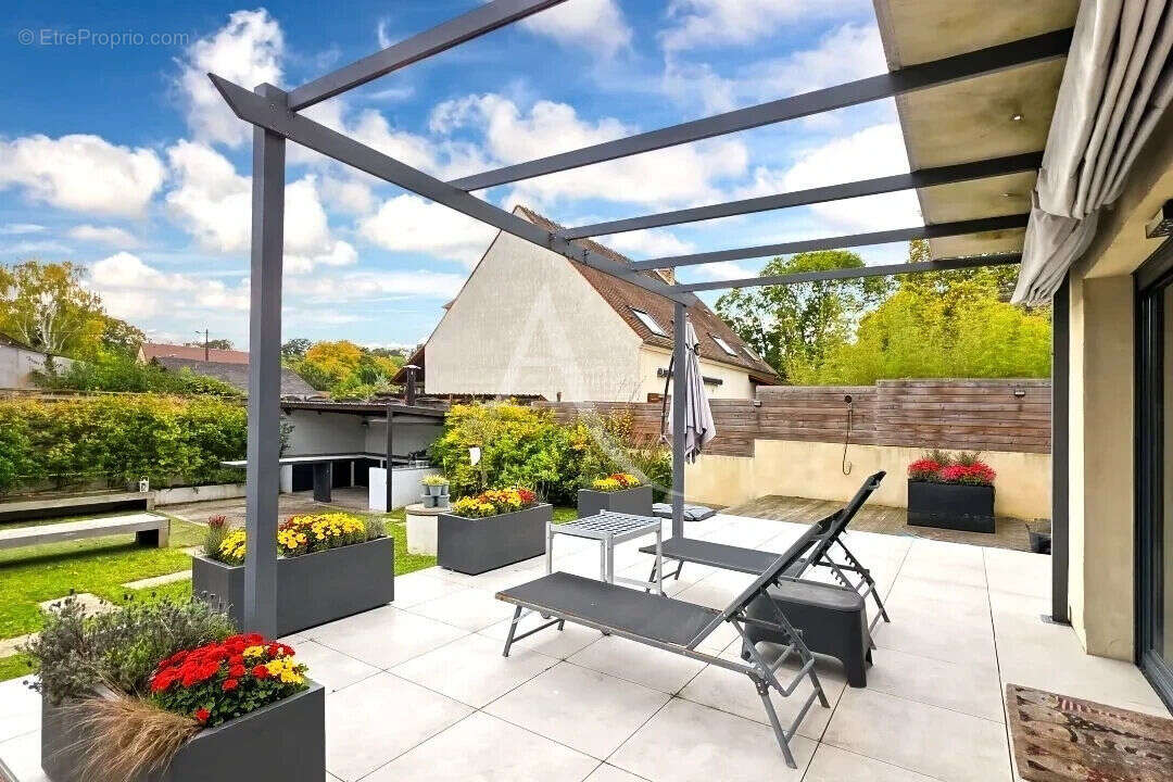 Maison à AUVERS-SUR-OISE