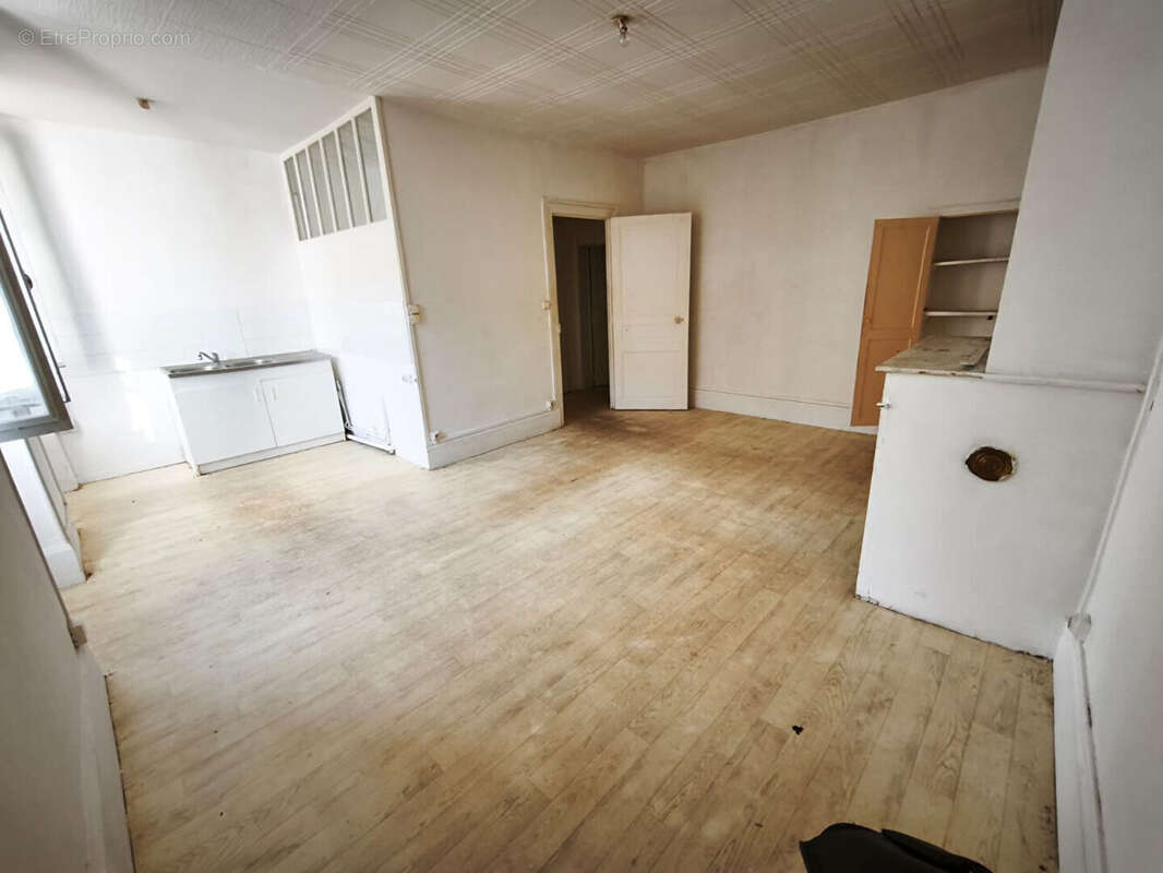 Maison à LA CHARITE-SUR-LOIRE