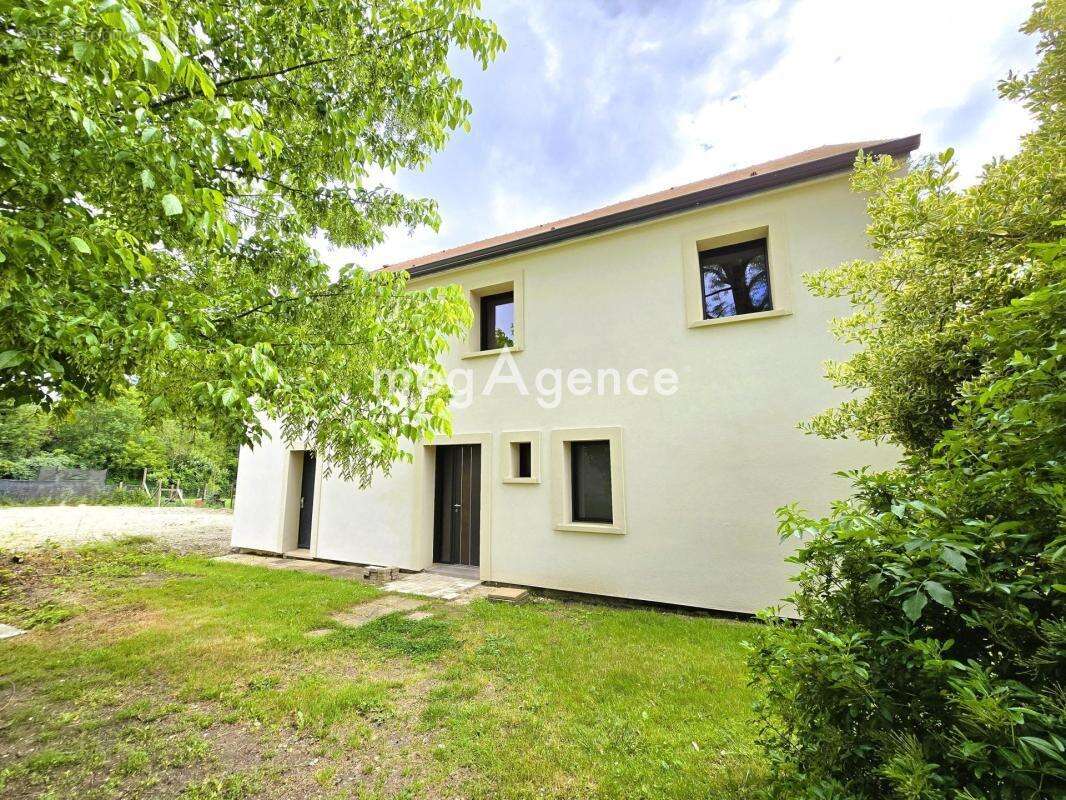 Maison de 7 pièces de 190m² - photo 12