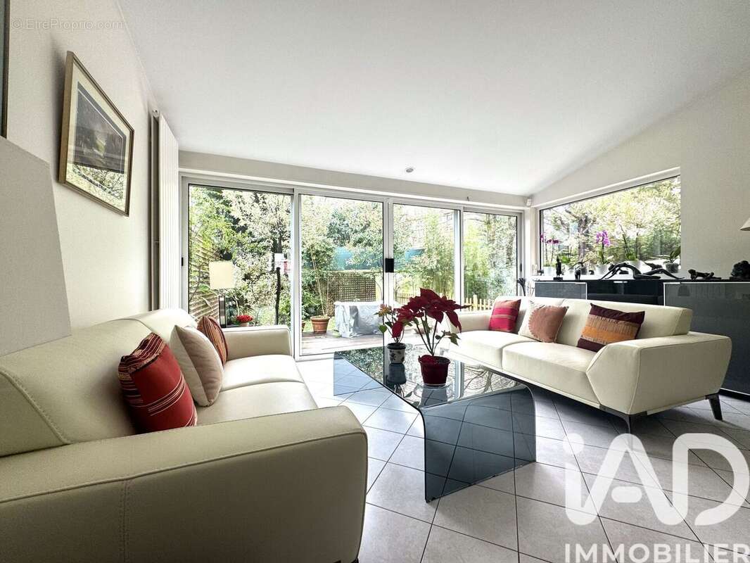 Photo 2 - Maison à ARCUEIL