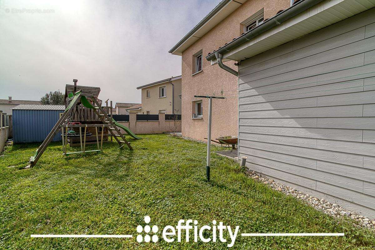 Maison à CHASSE-SUR-RHONE