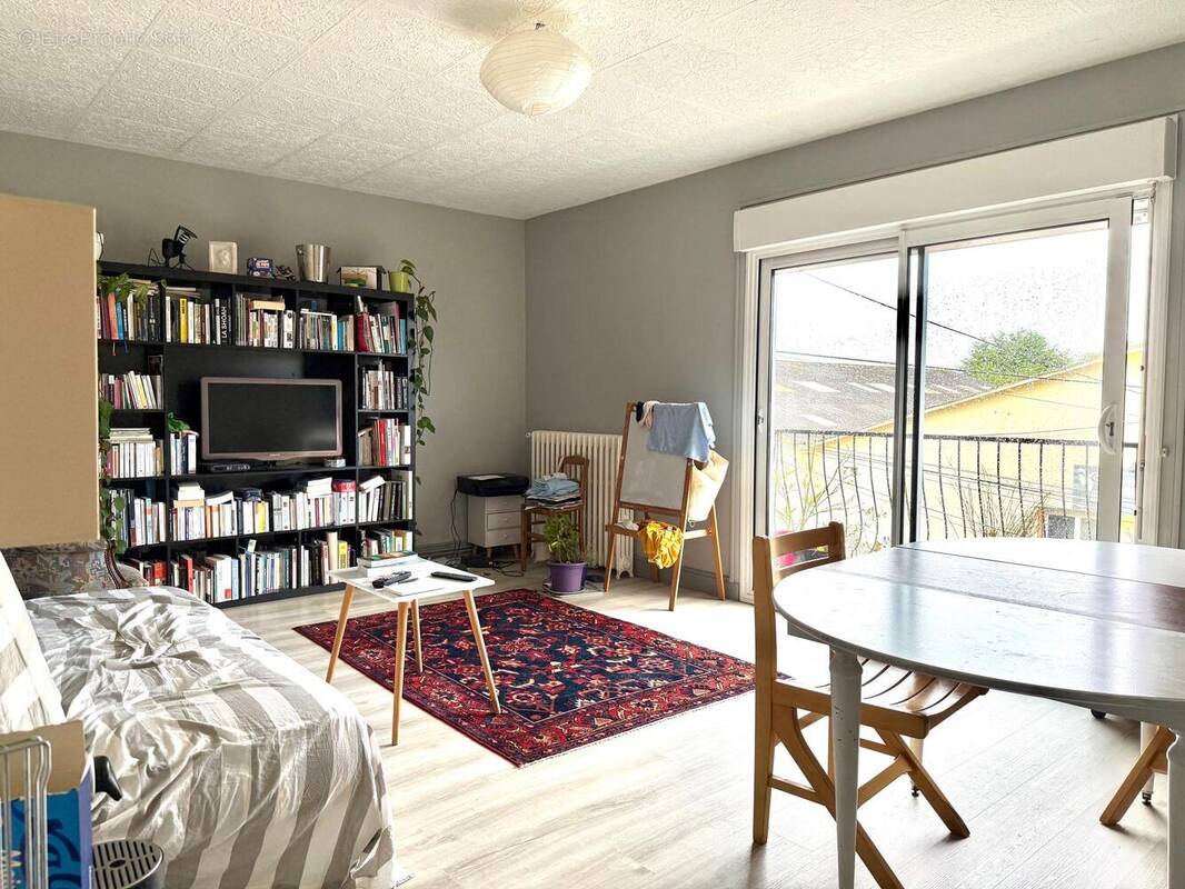 Photo 1 - Appartement à SAINTES