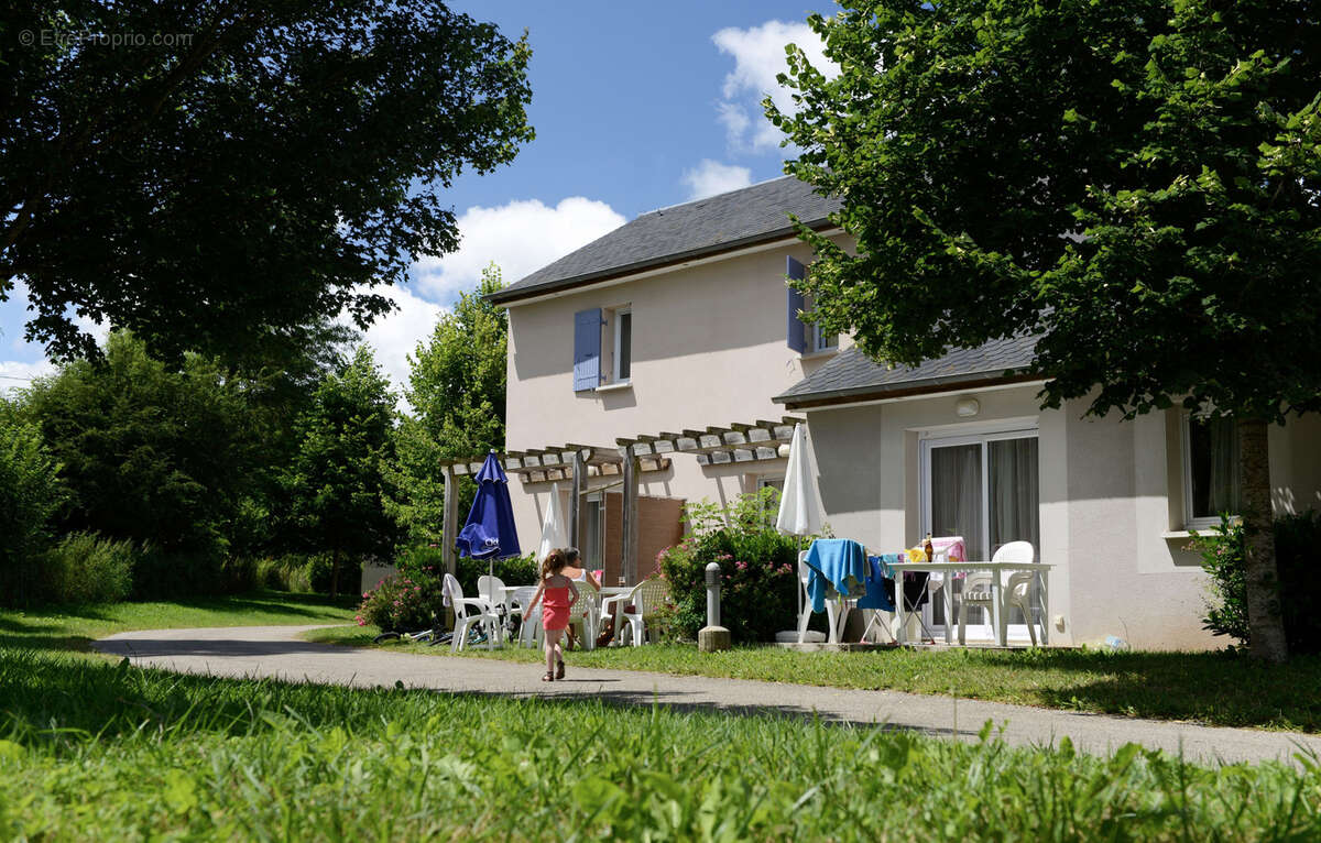 Placement immobilier- 2 pieces - residence le hameau du lac - photo 2