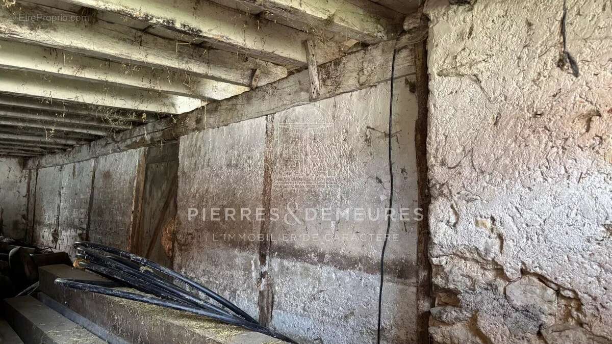 Maison à NEUVY-SAINT-SEPULCHRE