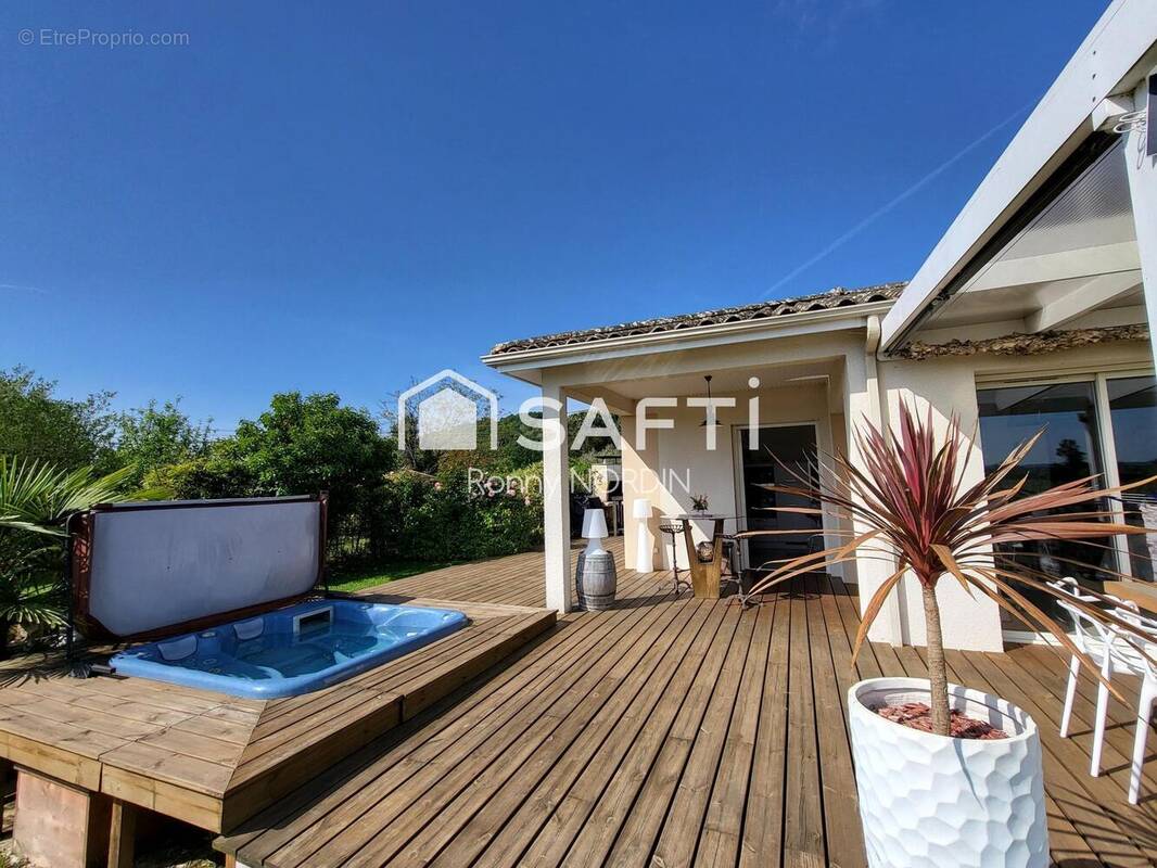 Photo 1 - Maison à SAINT-PEY-DE-CASTETS