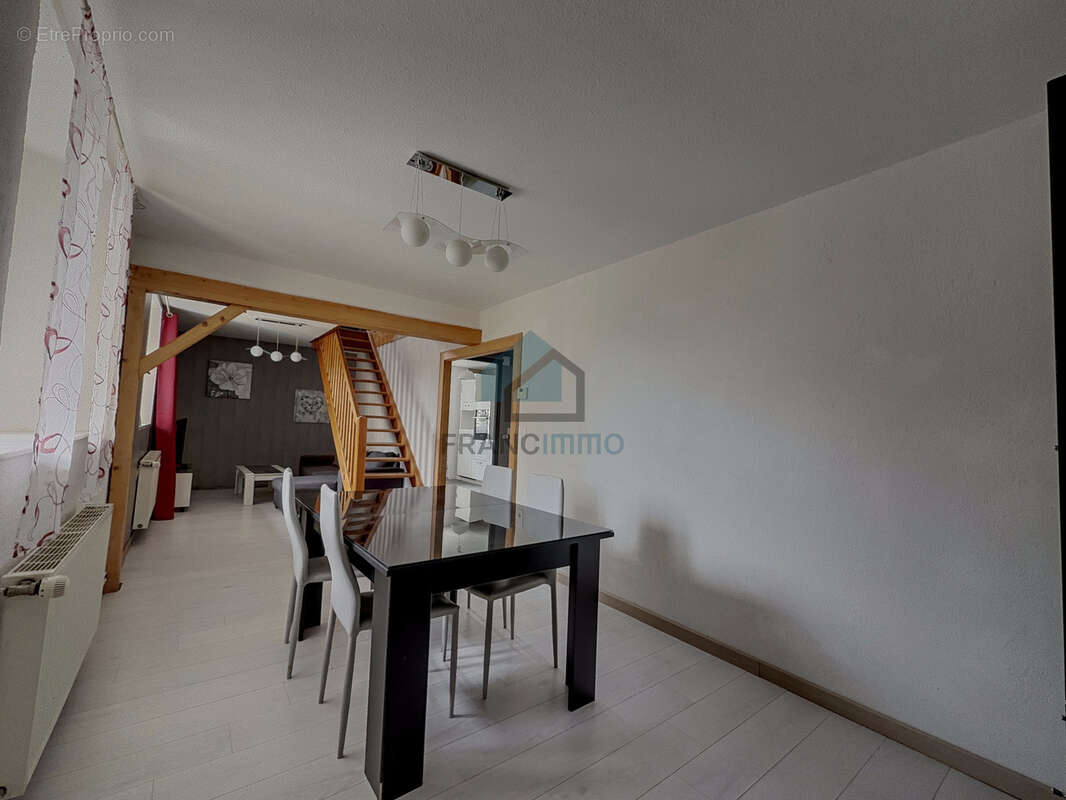 Appartement à LE RUSSEY