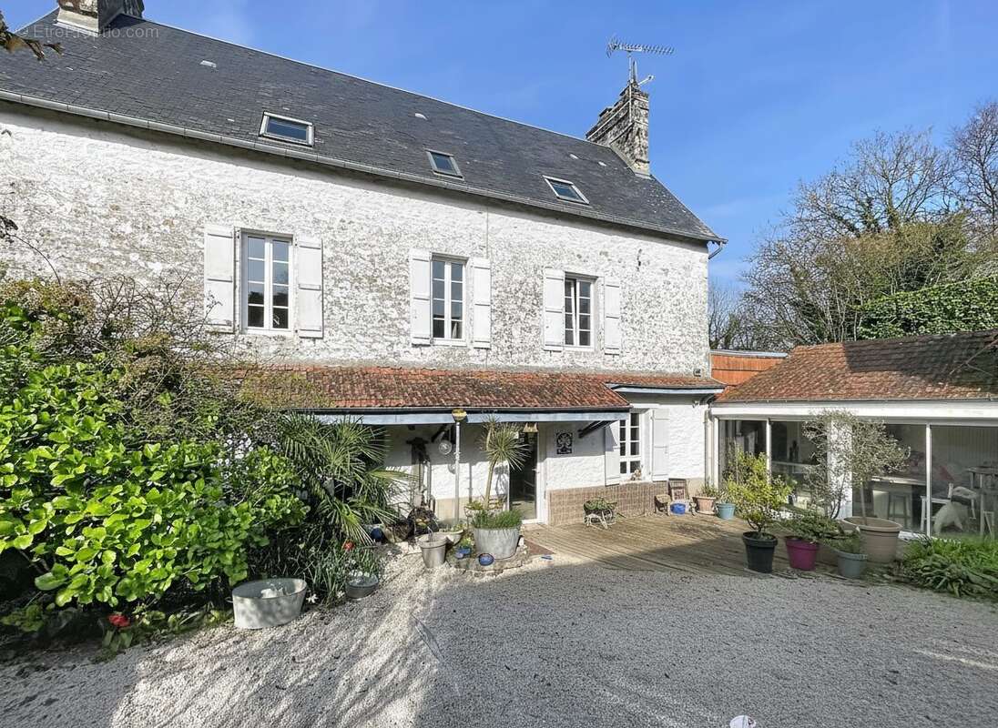 Maison à COUTANCES