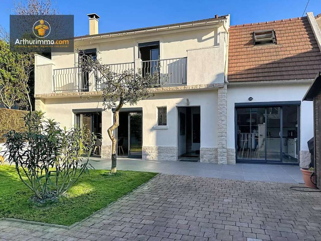 Maison à EAUBONNE