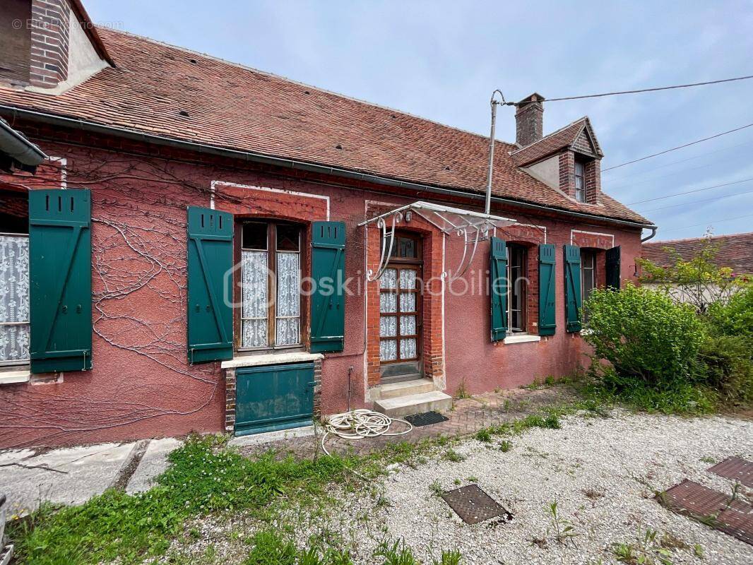 Maison à SAINT-MAURICE-AUX-RICHES-HOMMES