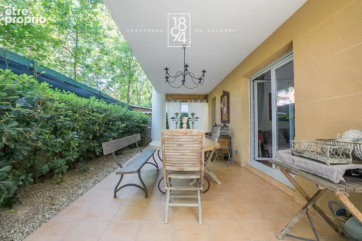 Superbe rez-de-jardin de type 4 avec stationnement - photo 8