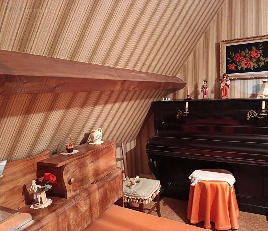 Maison à SAINT-BONNET-L'ENFANTIER