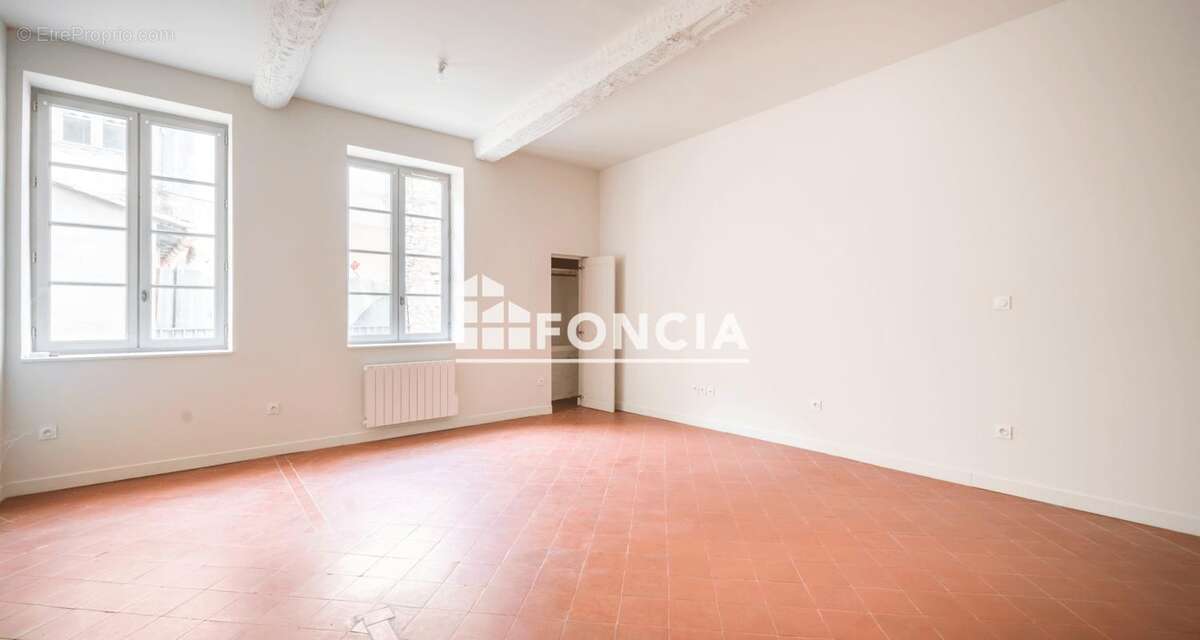 Appartement à NIMES
