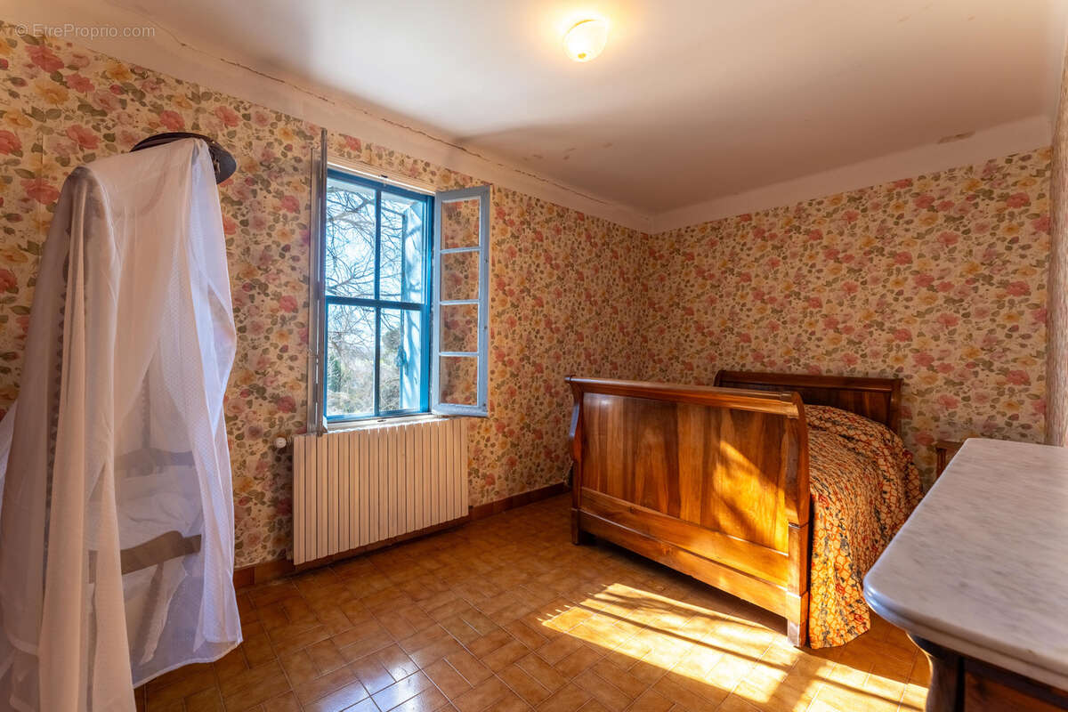 Maison à BELLEGARDE