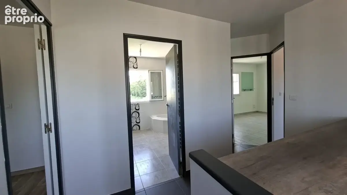 Maison 161 m² à Saintes  - photo 8