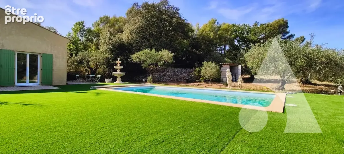 Villa de plain-pied 159m² avec piscine sur terrain de 6.257 m² - Oliveraie centenaire, bastidon en annexe - photo 14