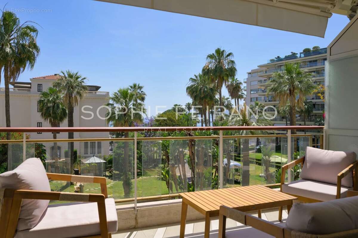 Appartement à CANNES
