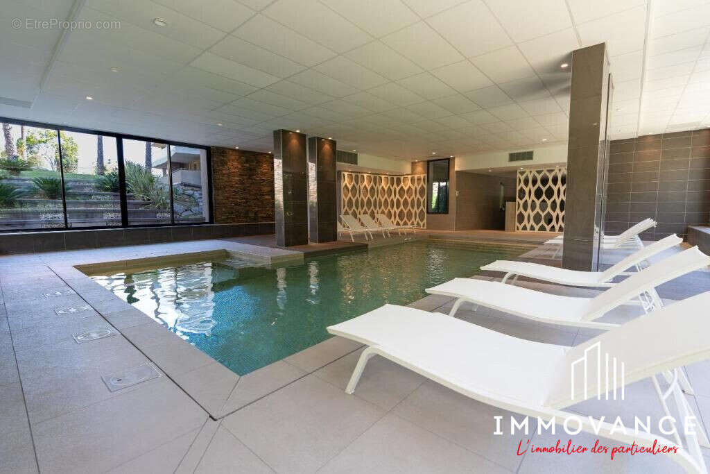 Appartement à LE CRES