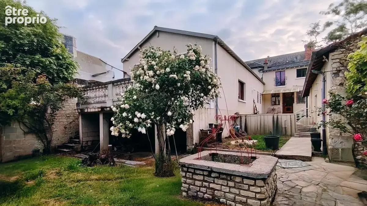 Maison familiale de 240 m2   5 chambres   Dépendances   Terr - photo 4