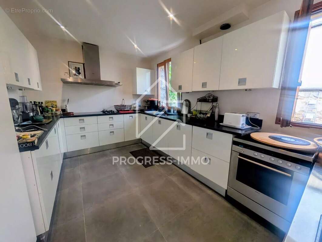 Maison à JOINVILLE-LE-PONT