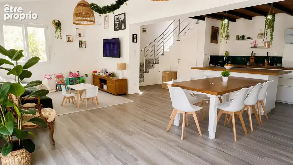 Maison 4 pièces 110 m² à vendre à Aubagne (13400) - photo 4