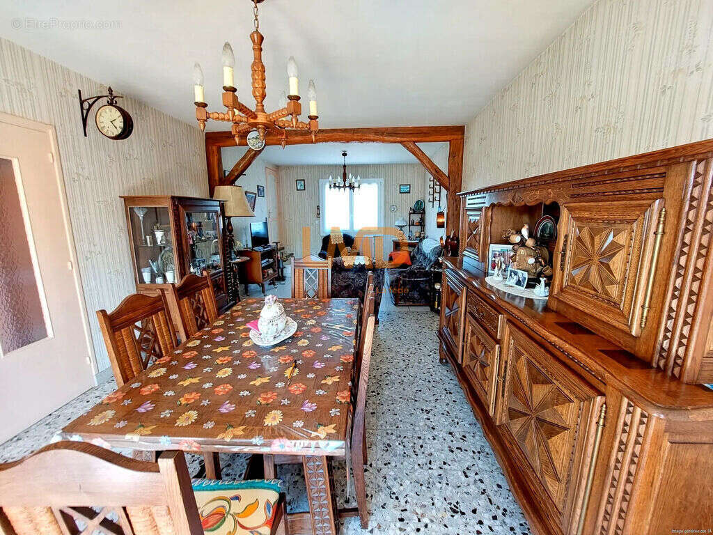 Maison à DONNEMARIE-DONTILLY