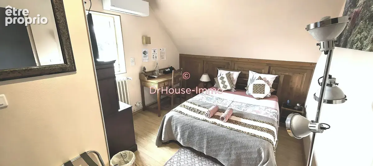 Maison 12 pièces 270 m² à vendre à La Rochette (77000) - photo 9