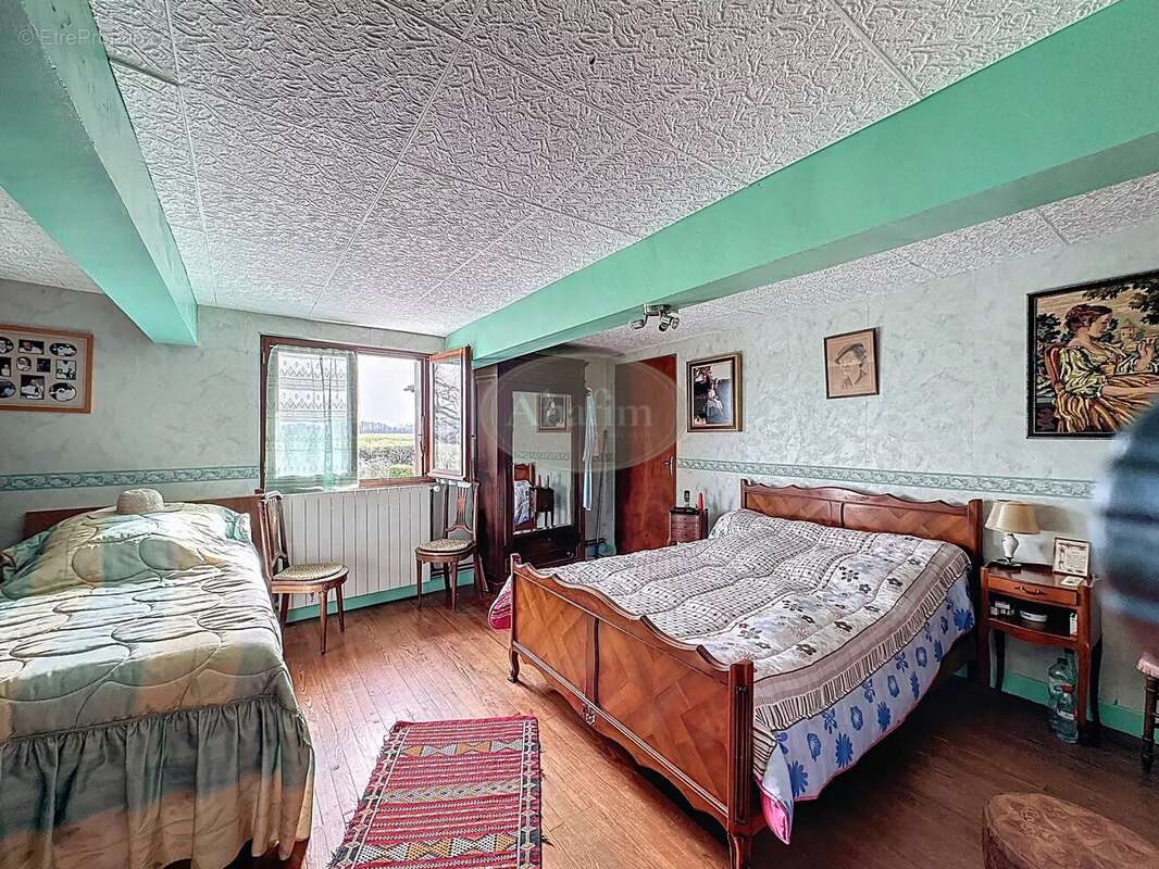 Maison à TRIE-SUR-BAISE