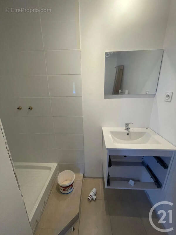 Maison à LES EGLISOTTES-ET-CHALAURES