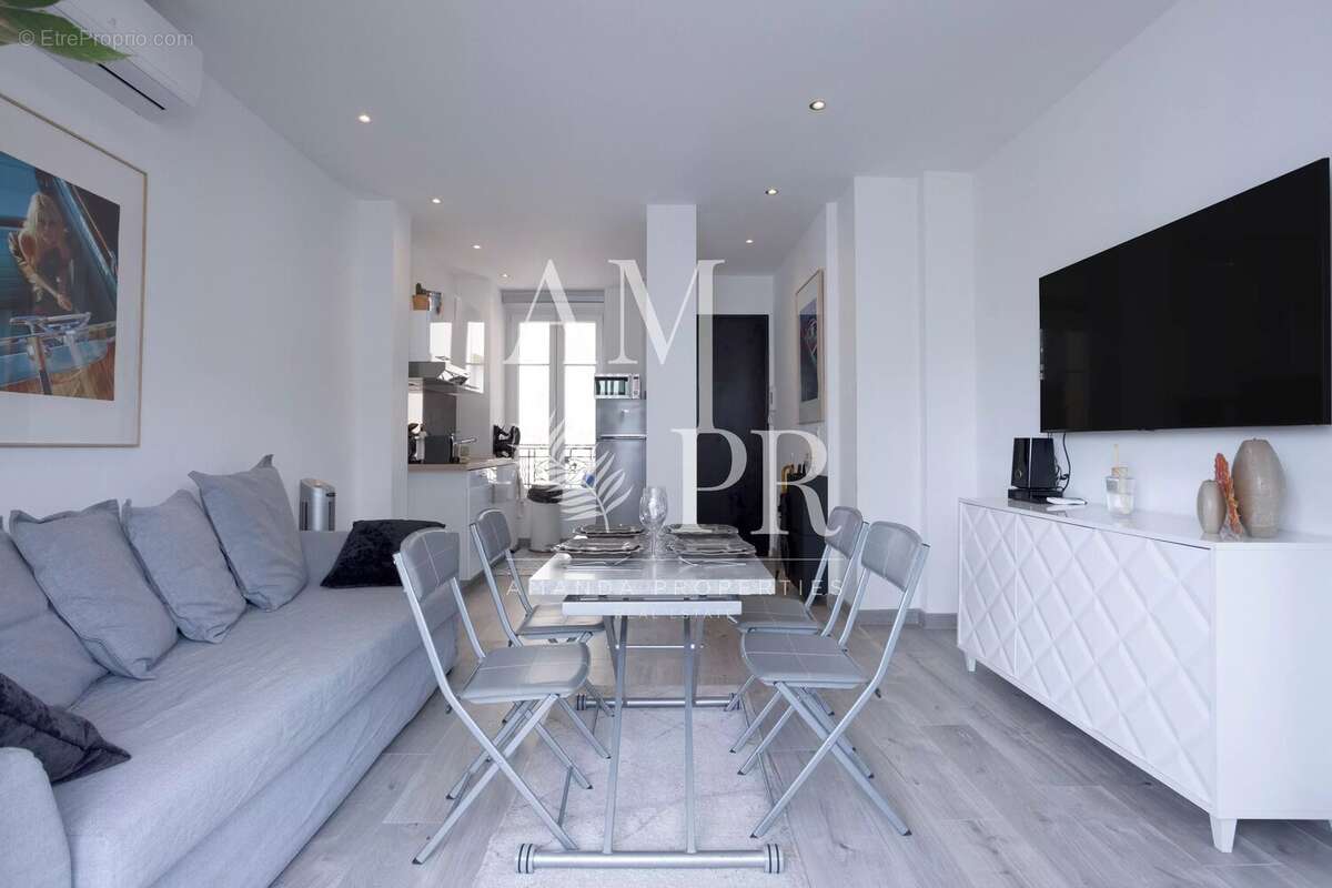 A deux pas des plages - Cannes Arrière Croisette - Appartement 2 pièces de 40m2 - Aperçu Mer - photo 13