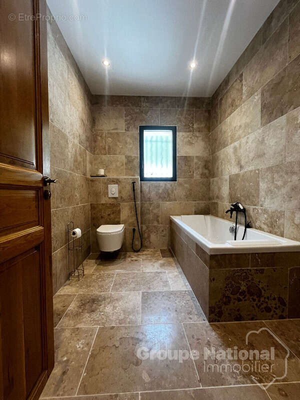 Maison à SAINT-ANDRE-DE-ROQUEPERTUIS