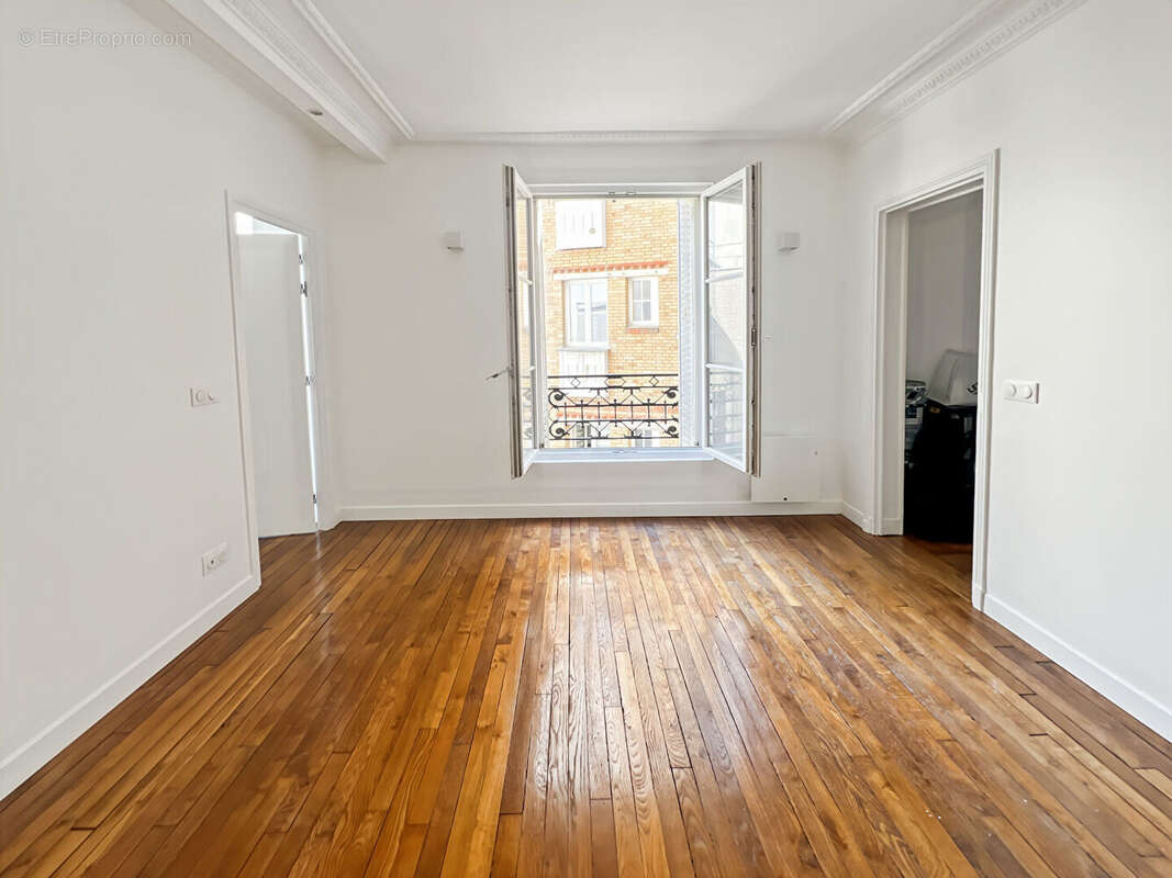 Appartement Paris 3 pièce(s) 50 m2 - photo 8