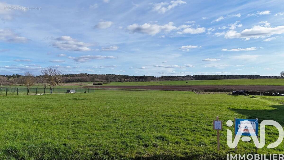 Photo 1 - Terrain à REHAINCOURT