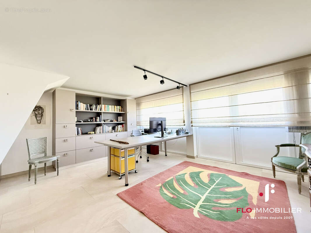Maison 280 m² à Caen  - photo 8