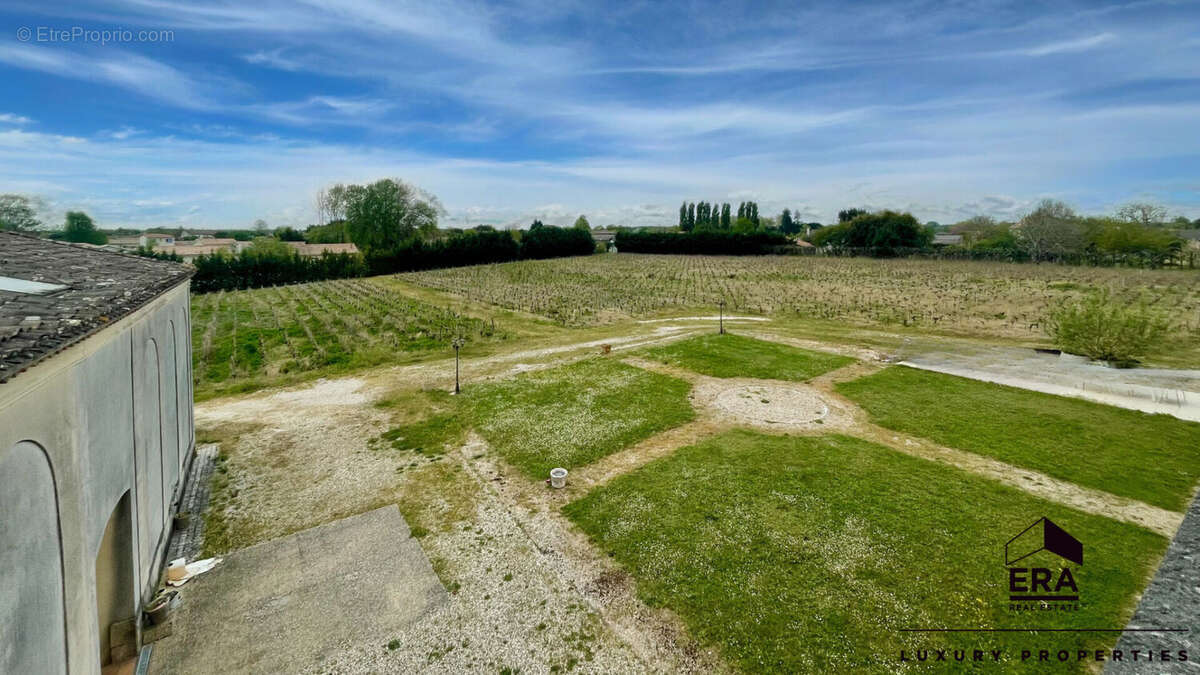 Maison à MOULIS-EN-MEDOC
