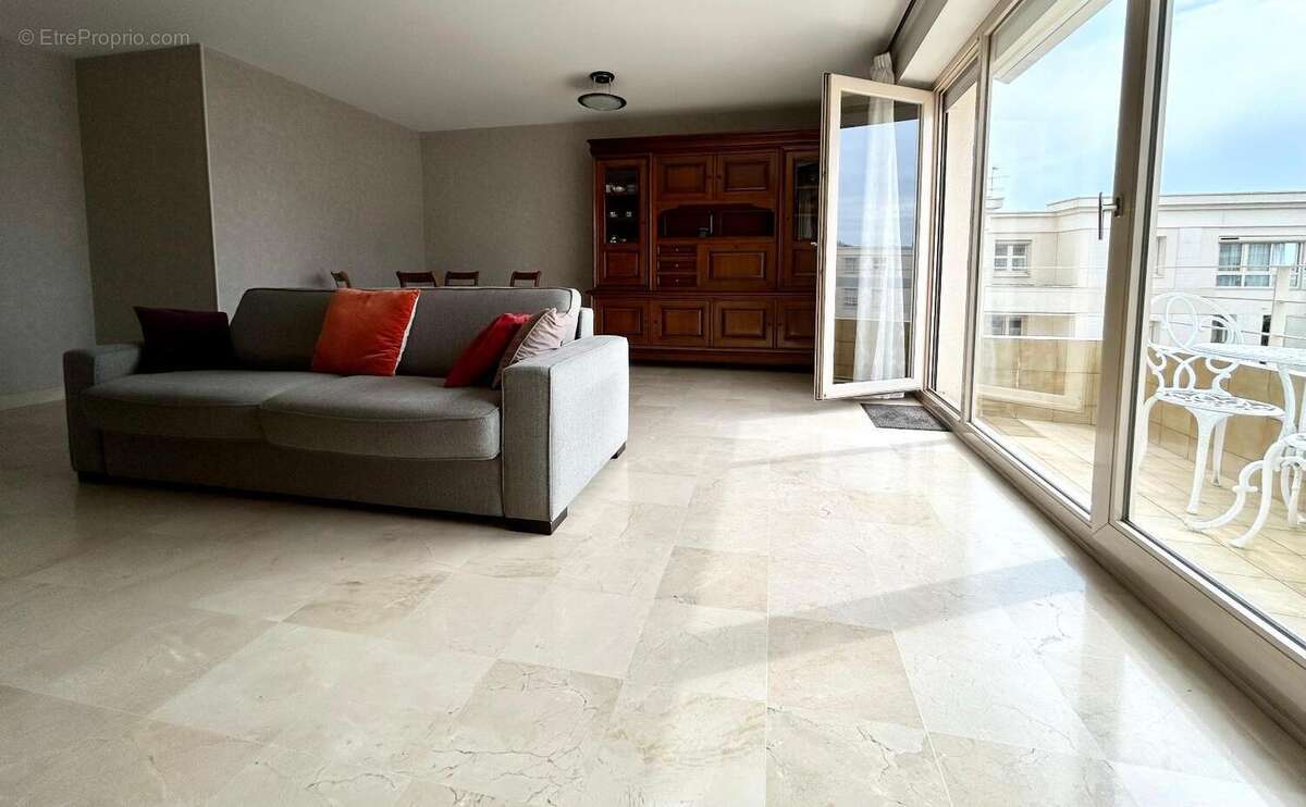   - Appartement à ANGERS