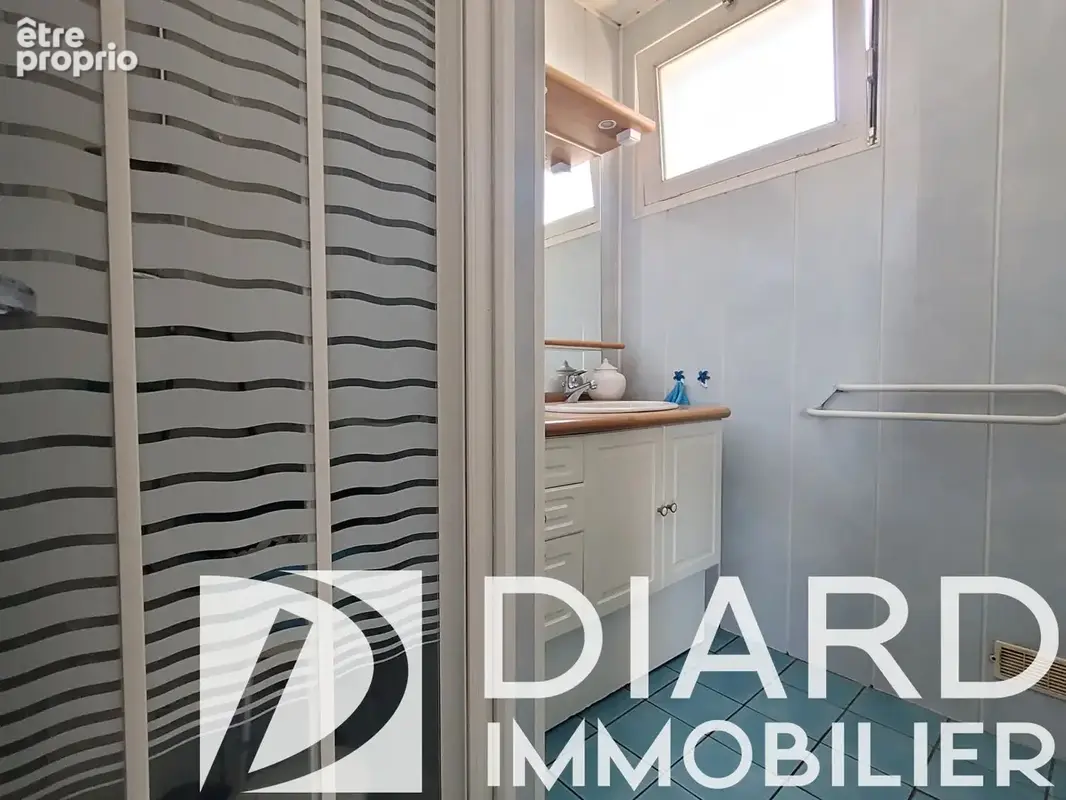 Sous compromis ! Nouveauté en exclusivité Cabinet Diard Immobilier ! Jolie maison T3 plein centre-ville - photo 10