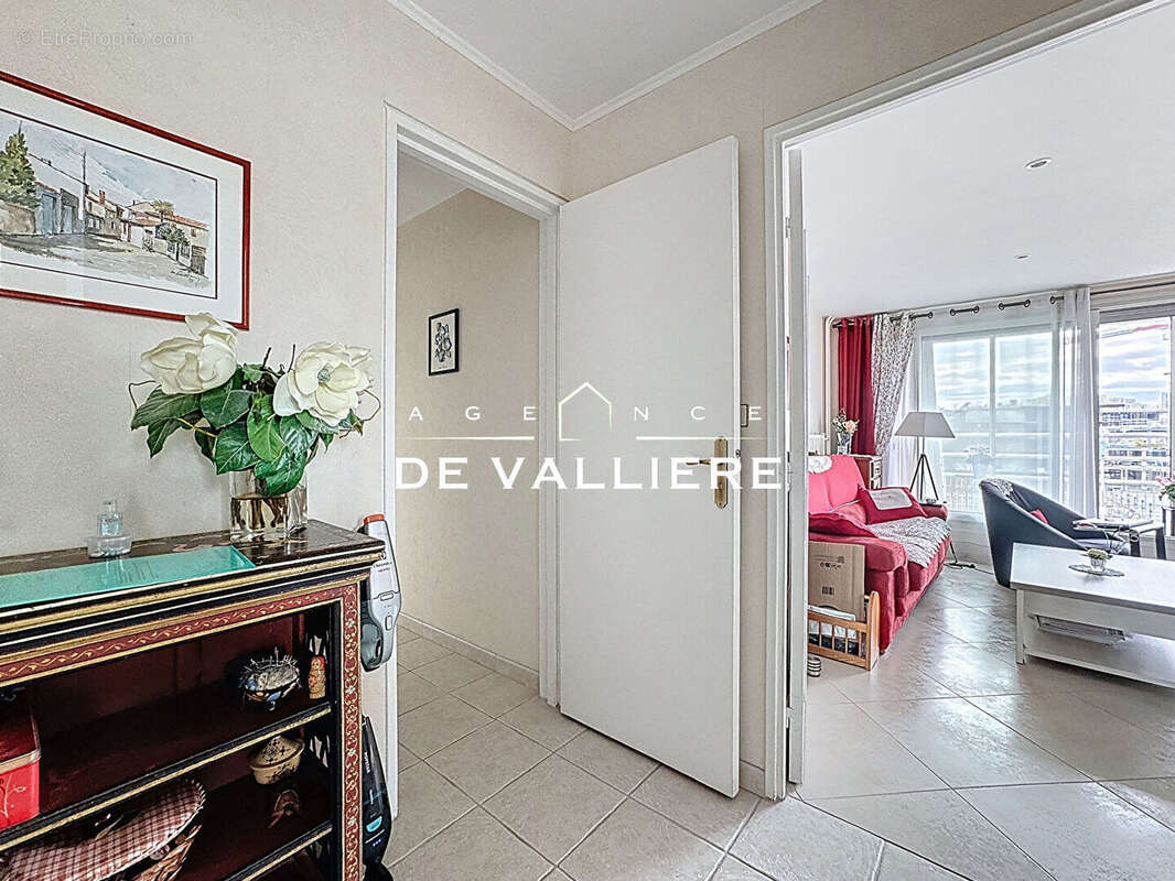 Appartement à NANTERRE