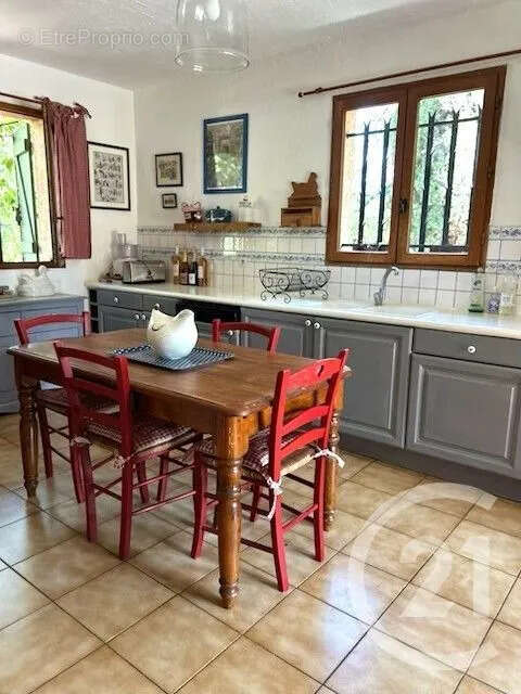 Maison 211 m² à Roquefort-Les-Pins  - photo 11