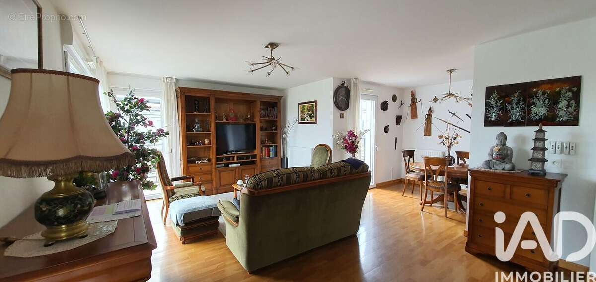 Photo 2 - Appartement à ELANCOURT